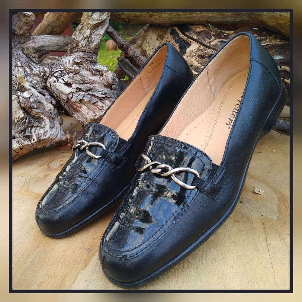 Trotters Black Patent Leather Loafers